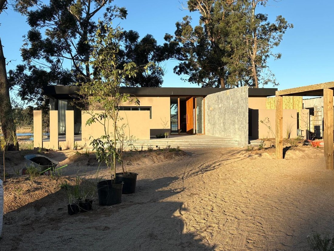 House in Laguna Blanca, Maldonado Department, Uruguay 2 - 17750263