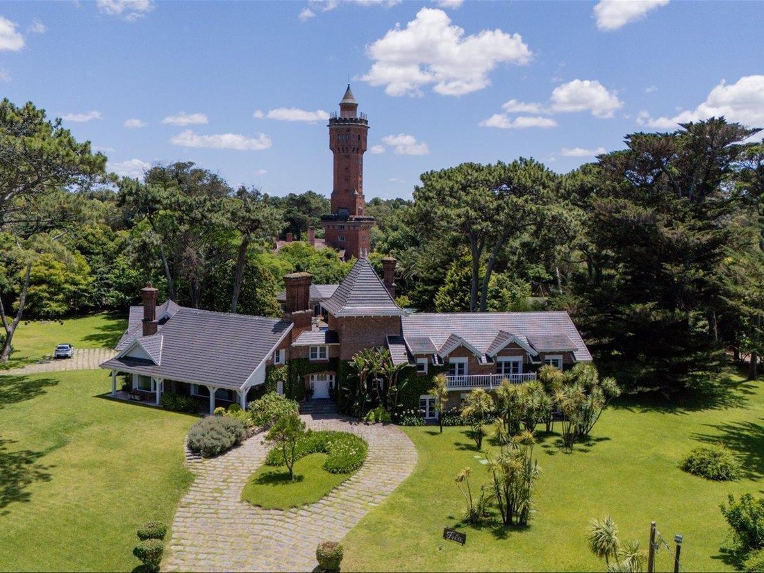 House in Punta del Este, Maldonado Department, Uruguay 1 - 17750347