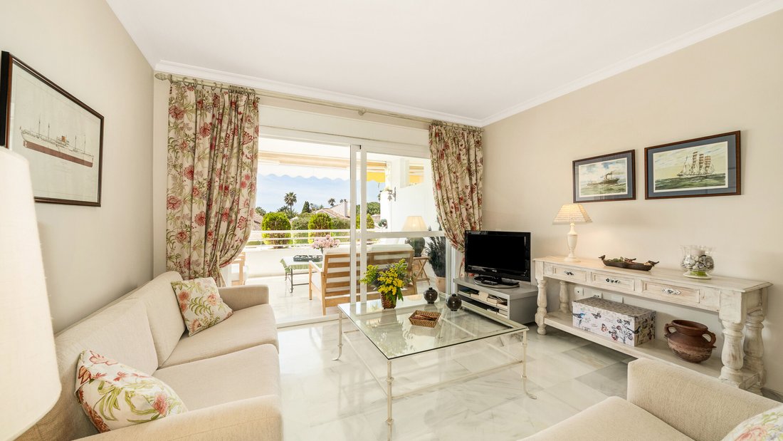 Apartment in Guadalmina Baja, San Pedro de Alcantara, Spain 5 - 17748138
