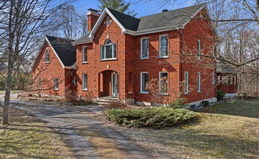 Maison à Sherbrooke, Québec, Canada 1