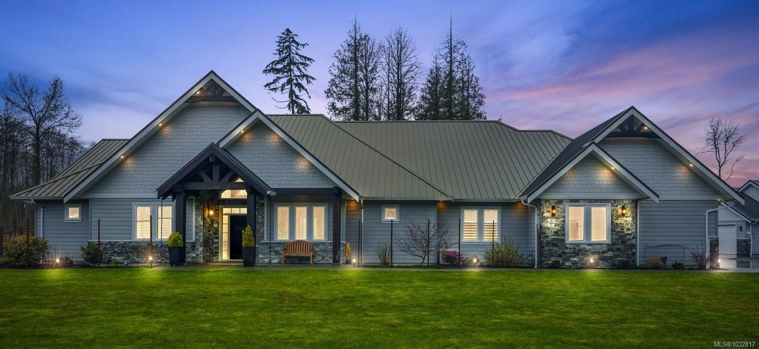 House in Black Creek, British Columbia, Canada 1 - 17749911