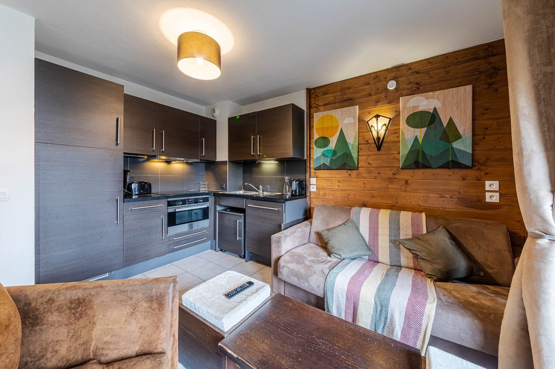 House in Les Gets, Auvergne-Rhône-Alpes, France 4 - 17748656
