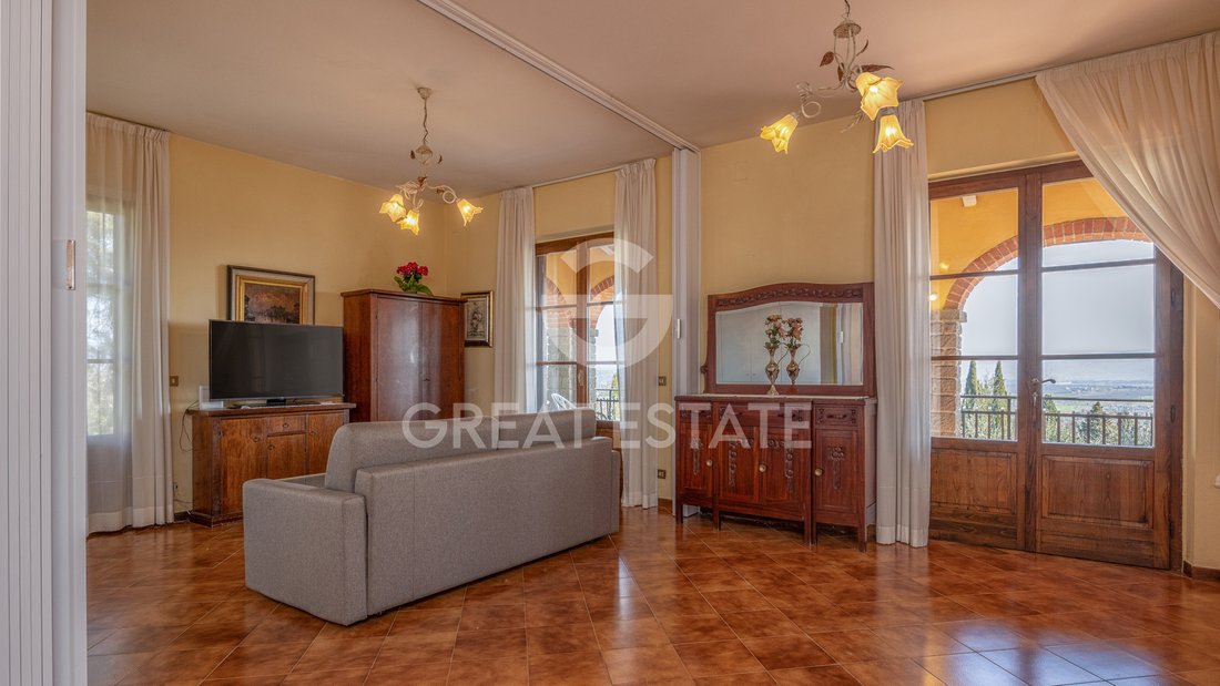 Estate in Monte San Savino, Tuscany, Italy 2 - 17749773