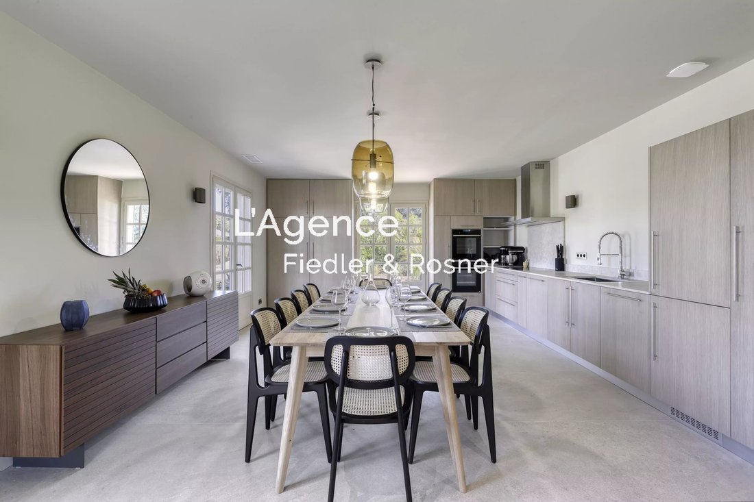 Villa in Ramatuelle, Provence-Alpes-Côte d'Azur, France 5 - 17294854