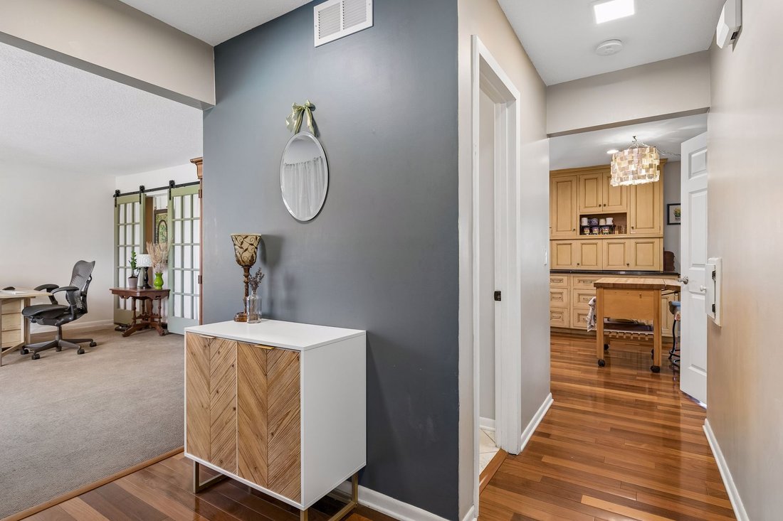 House in Eagan, Minnesota, United States 5 - 17745354