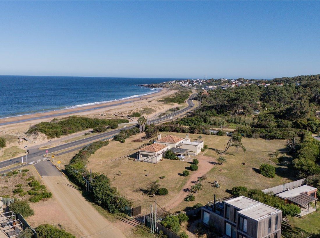 House in Punta Colorada, Uruguay 1 - 17750382