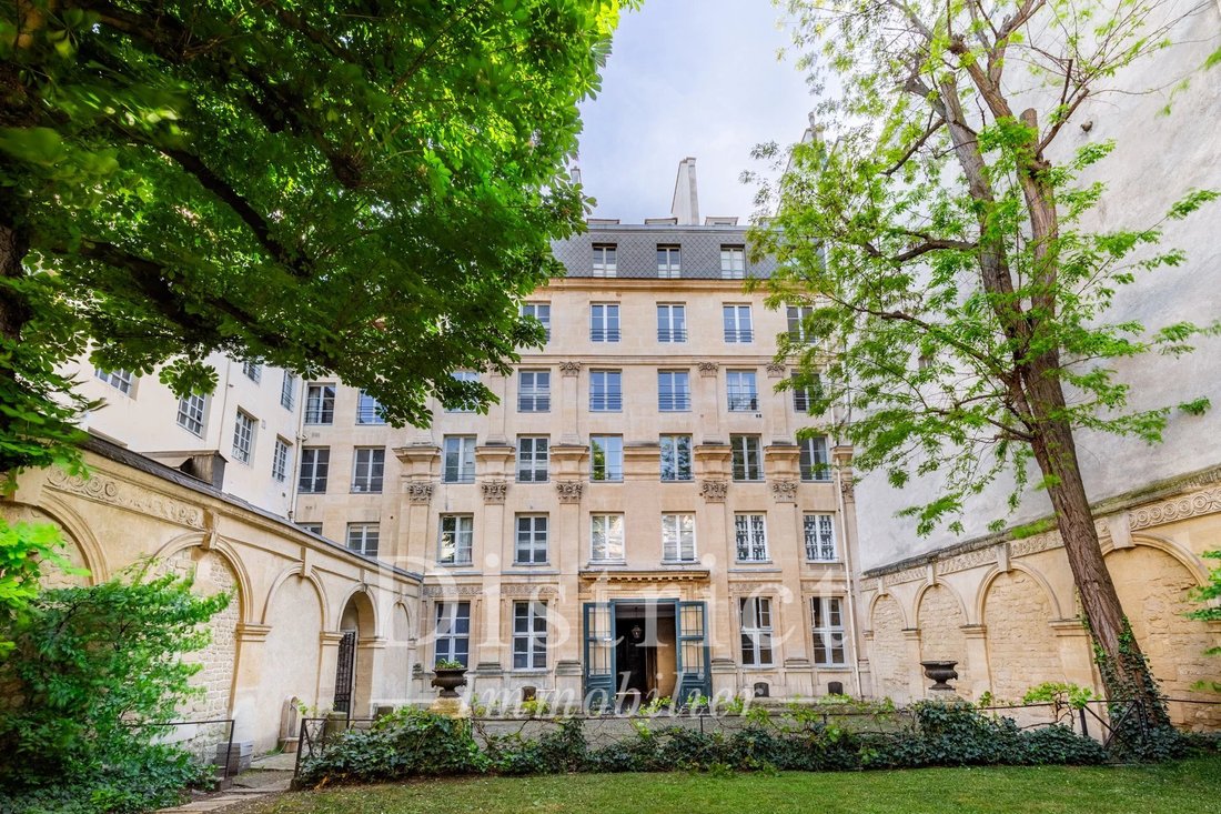 Apartment in Île Saint Louis, Paris 4e Arrondissement, Paris 2 - 17726611