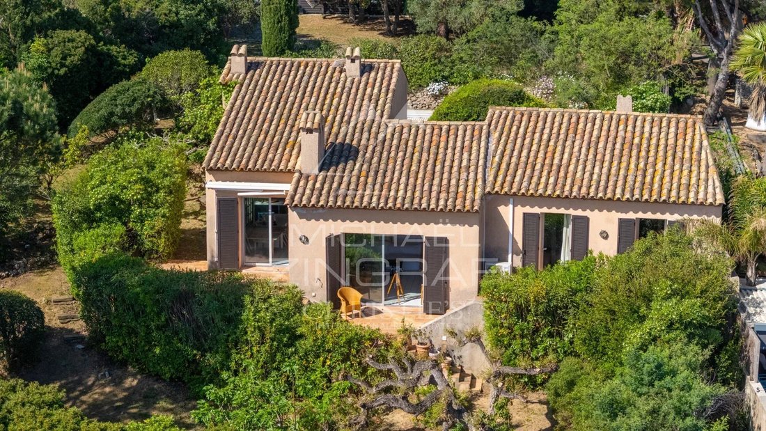 Villa in Ramatuelle, Provence-Alpes-Côte d'Azur, France 1 - 17745265