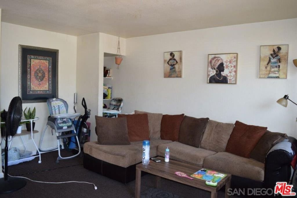 San Diego, California, United States 4 - 17743443