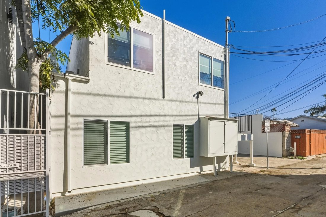 San Diego, California, United States 5 - 17748176