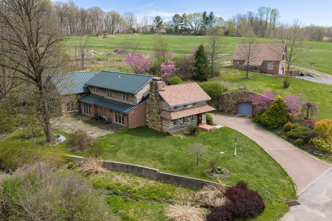 House in Kennett Square, Pennsylvania, United States 3 - 17743314