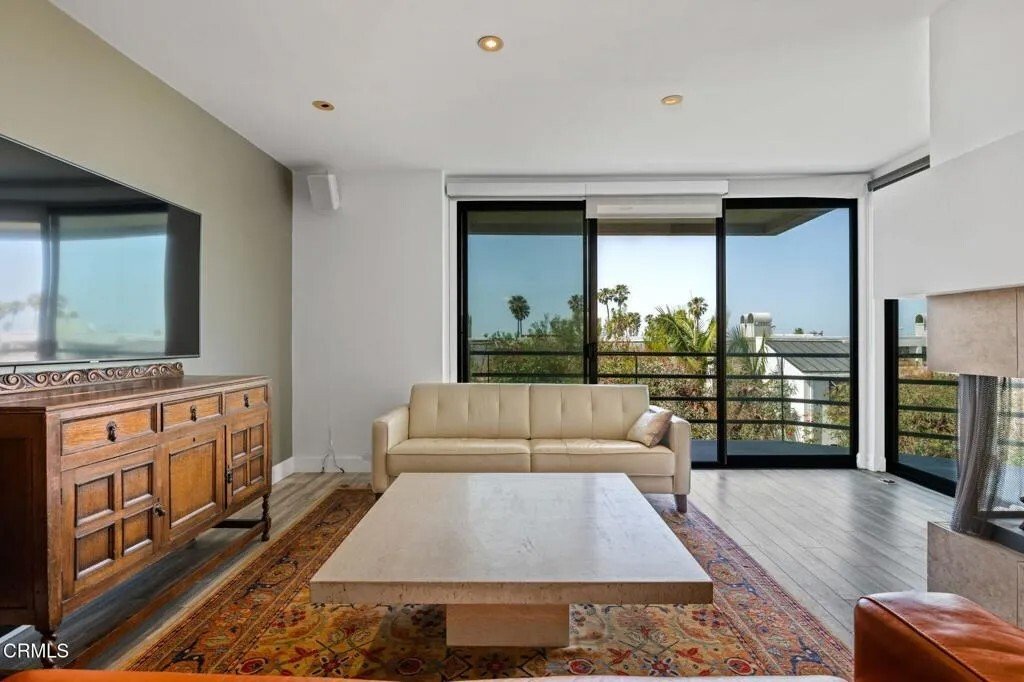 Condo in Santa Monica, California, United States 3 - 17748152