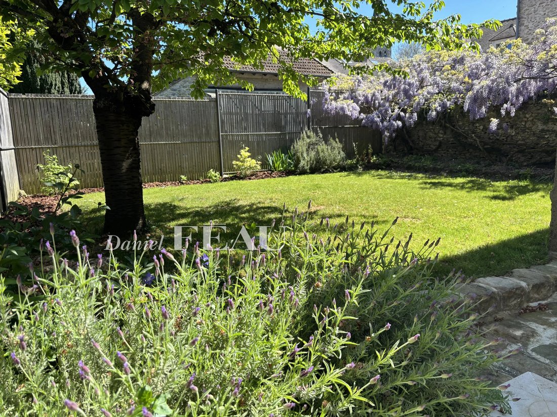 House in Montfort-l'Amaury, Ile-de-France, France 2 - 17400515