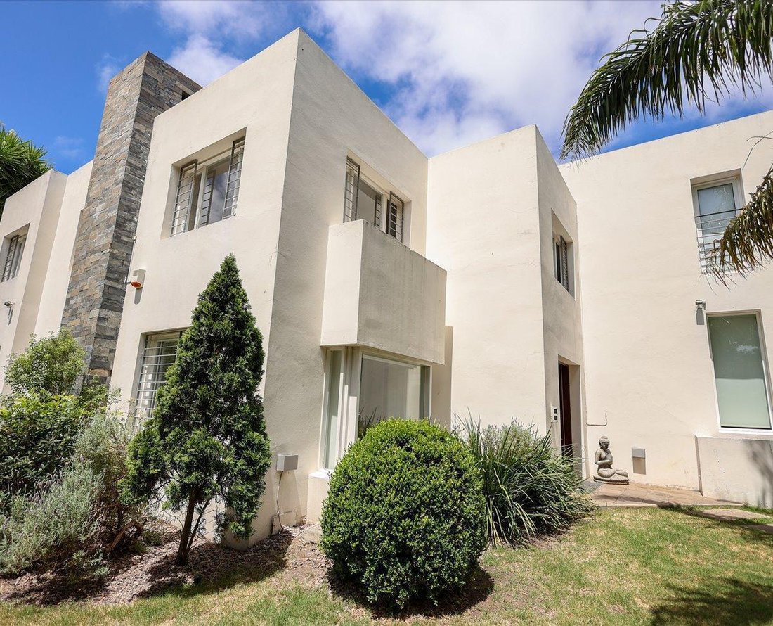 House in Montevideo, Departamento de Montevideo, Uruguay 3 - 17750315