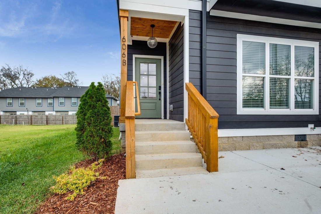 Co Op in Nashville, Tennessee, United States 2 - 17744221