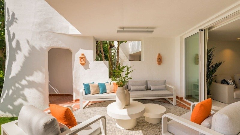 Apartment in Cancelada, Estepona, Andalusia 1 - 17749711