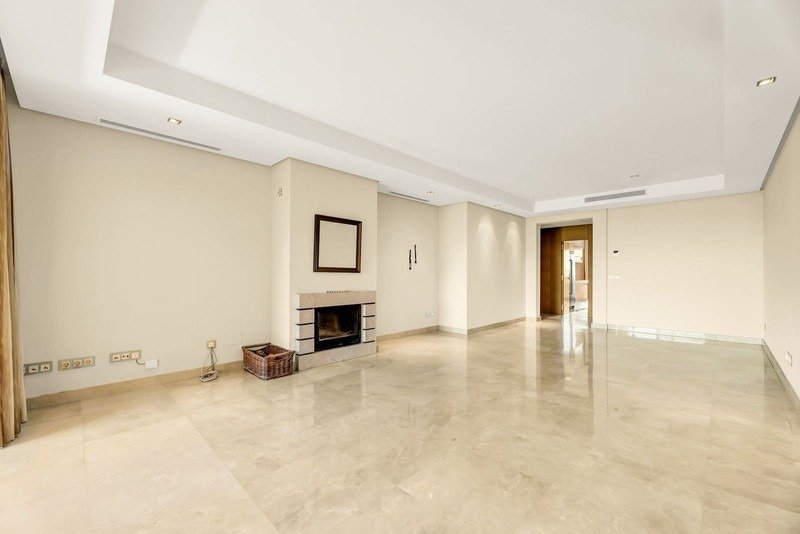Apartment in La Quinta, Benahavis, Andalusia 5 - 17749710