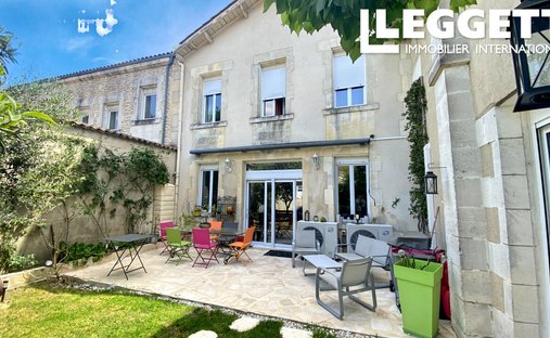 Casa a Cognac, Nuova Aquitania, Francia 1
