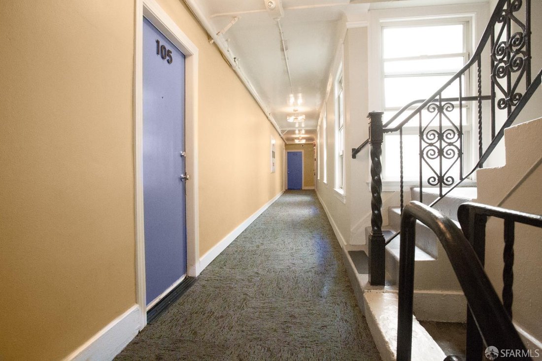 Condo in San Francisco, California, United States 5 - 17747559