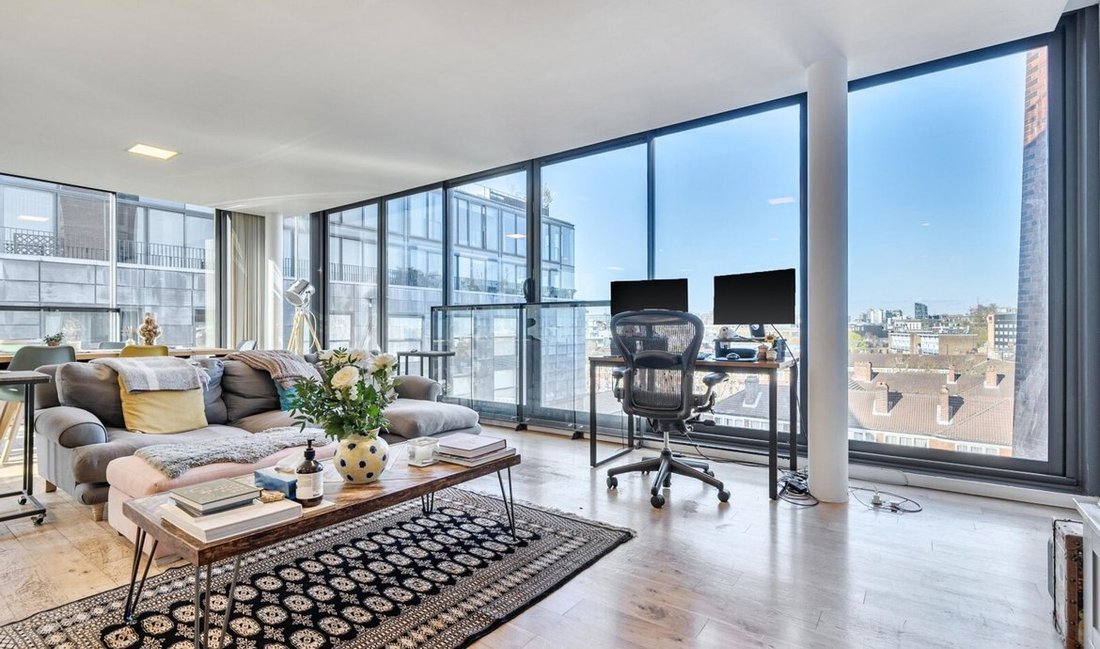 Apartment in Borough, Southwark, England 1 - 17747141