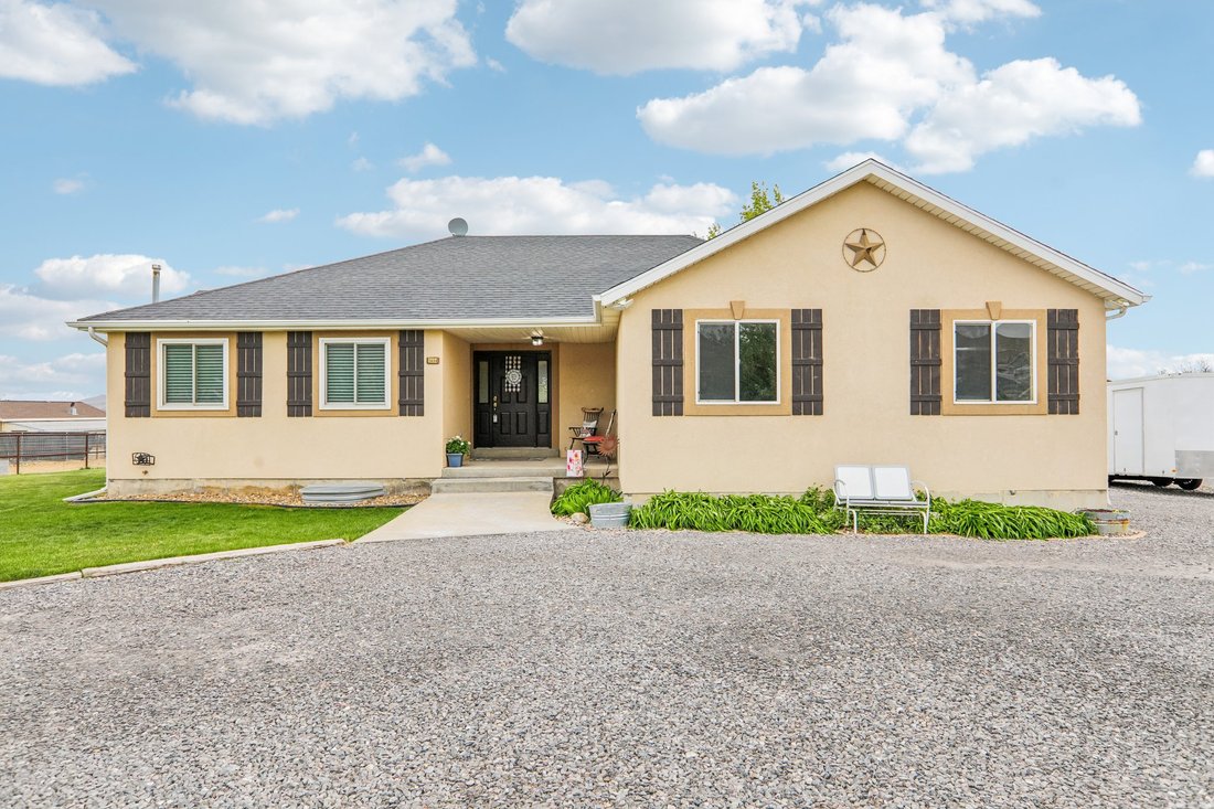 House in Eagle Mountain, Utah, United States 1 - 17747267
