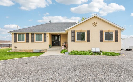 House in Eagle Mountain, Utah, United States 1
