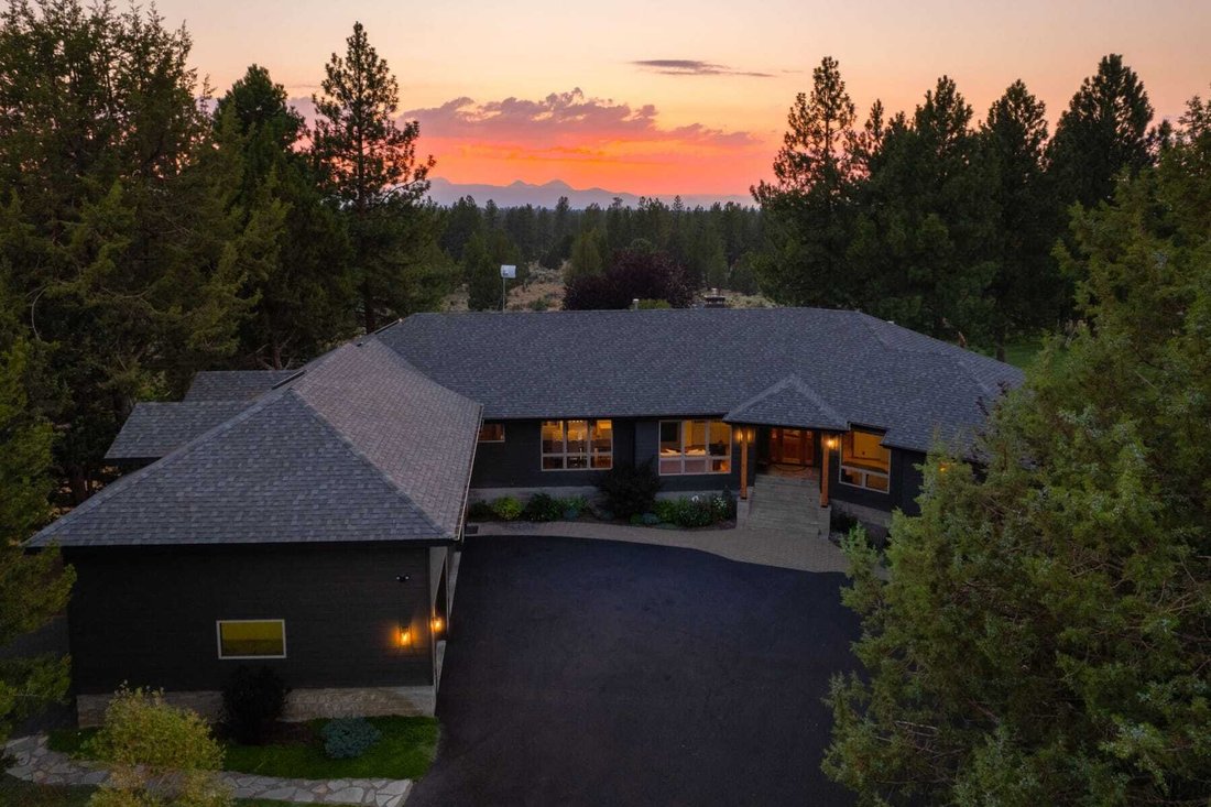 House in Bend, Oregon, United States 1 - 17746570