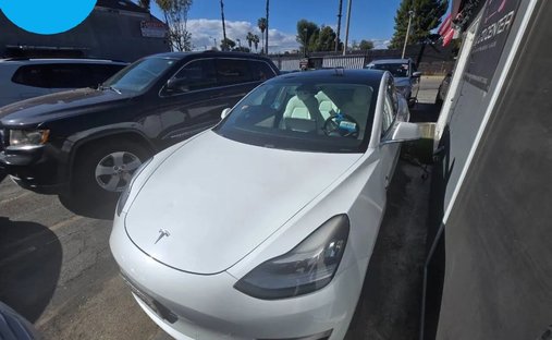 2019 Tesla Model 3 Standard Range Plus Sedan 4D in Studio city, CA, United States 1