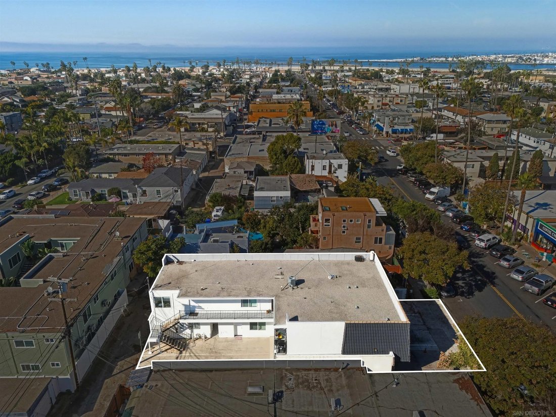 San Diego, California, United States 3 - 17748176