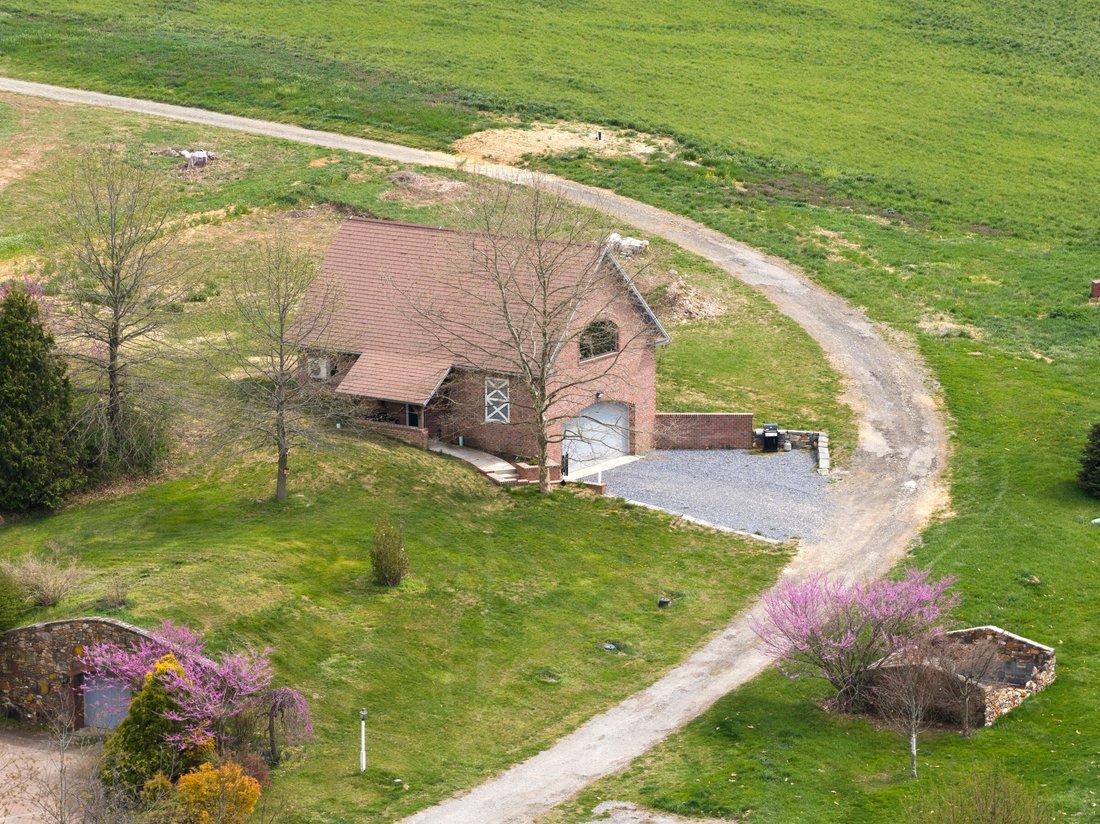 House in Kennett Square, Pennsylvania, United States 4 - 17743314
