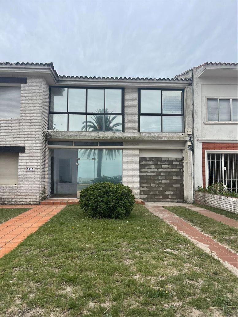 House in Montevideo, Departamento de Montevideo, Uruguay 1 - 17750257