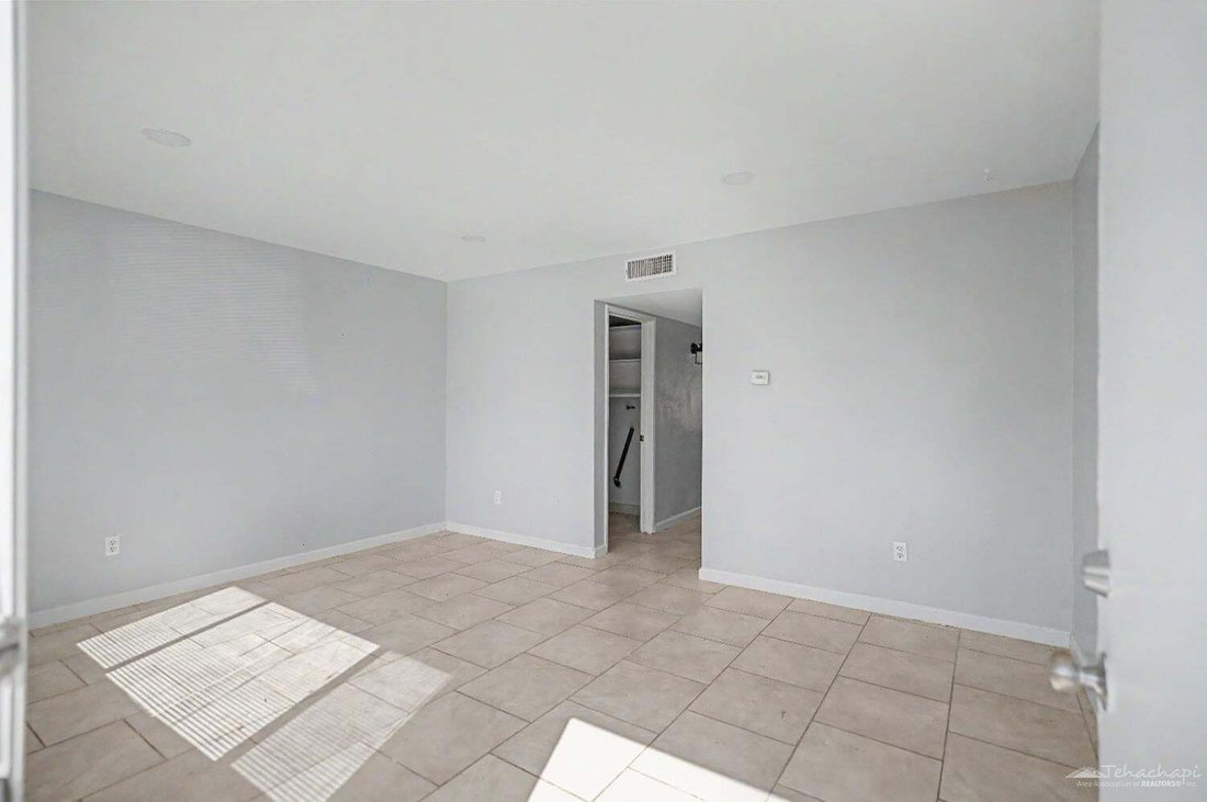 House in Bakersfield, California, United States 4 - 17749841