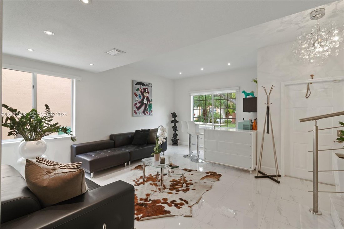 House in Doral, Florida, United States 3 - 17744011