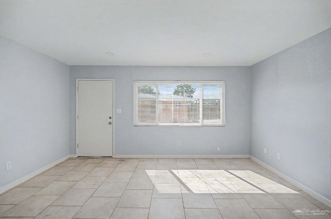 House in Bakersfield, California, United States 3 - 17749841