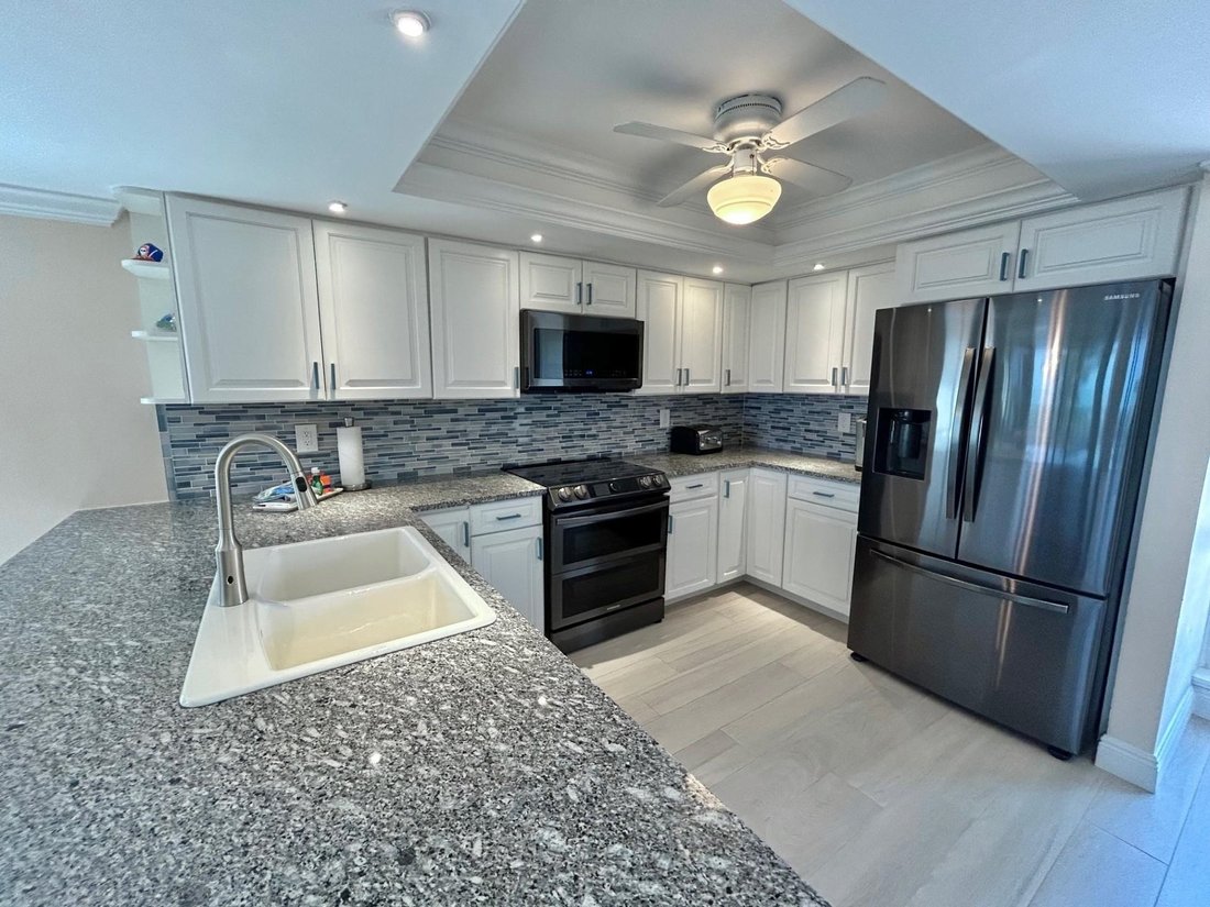 Condo in Sanibel, Florida, United States 3 - 17746702