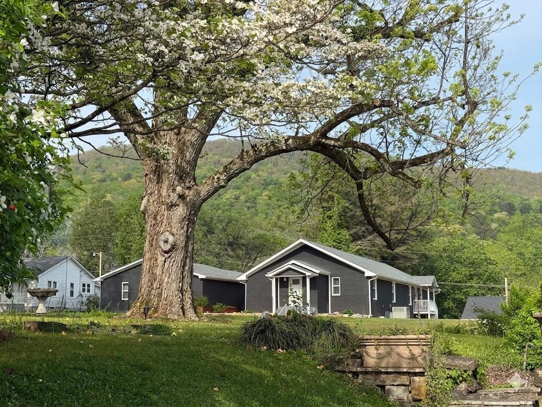 South Pittsburg, Tennessee, United States 3 - 17743501
