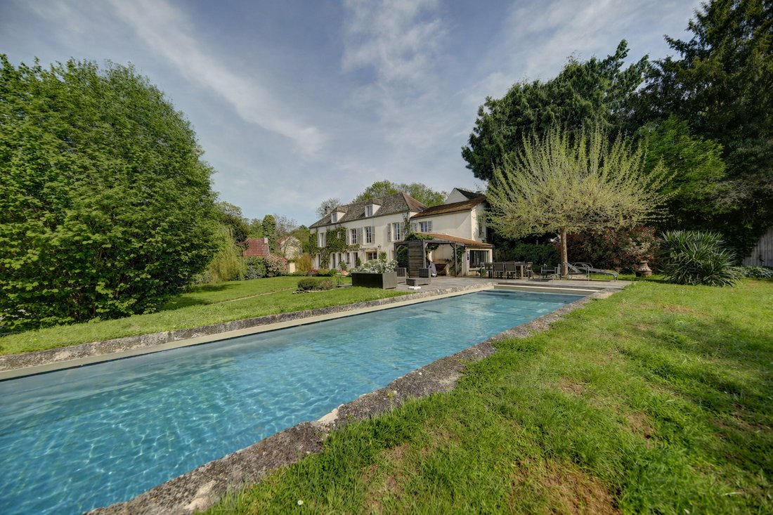 Villa in Galluis, Ile-de-France, France 1 - 17749639
