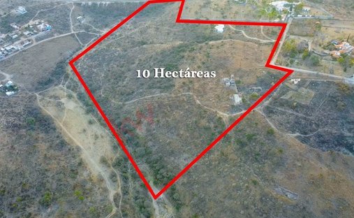 Land in Presita Guadalupe, Guanajuato, Mexico 1