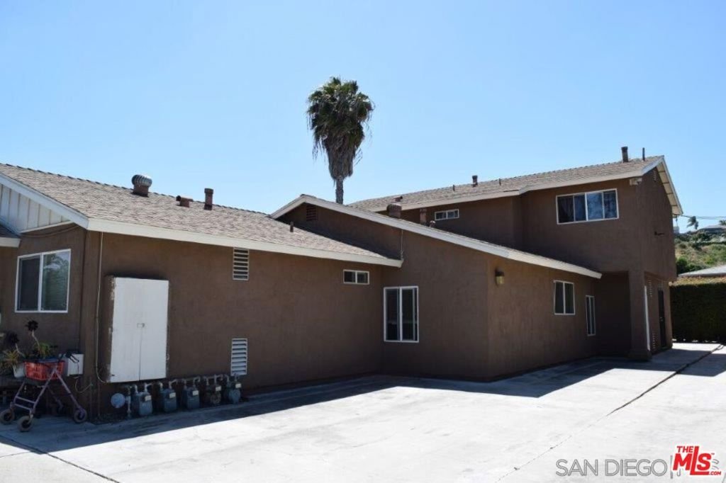 San Diego, California, United States 3 - 17743443