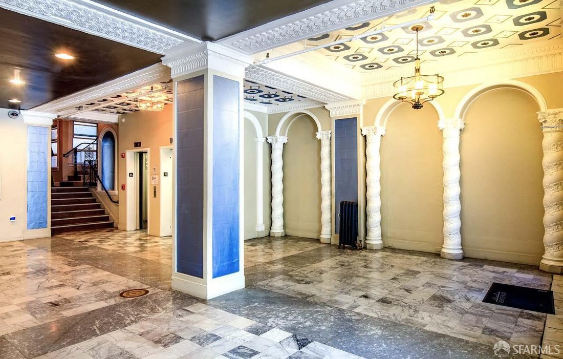 Condo in San Francisco, California, United States 3 - 17747559
