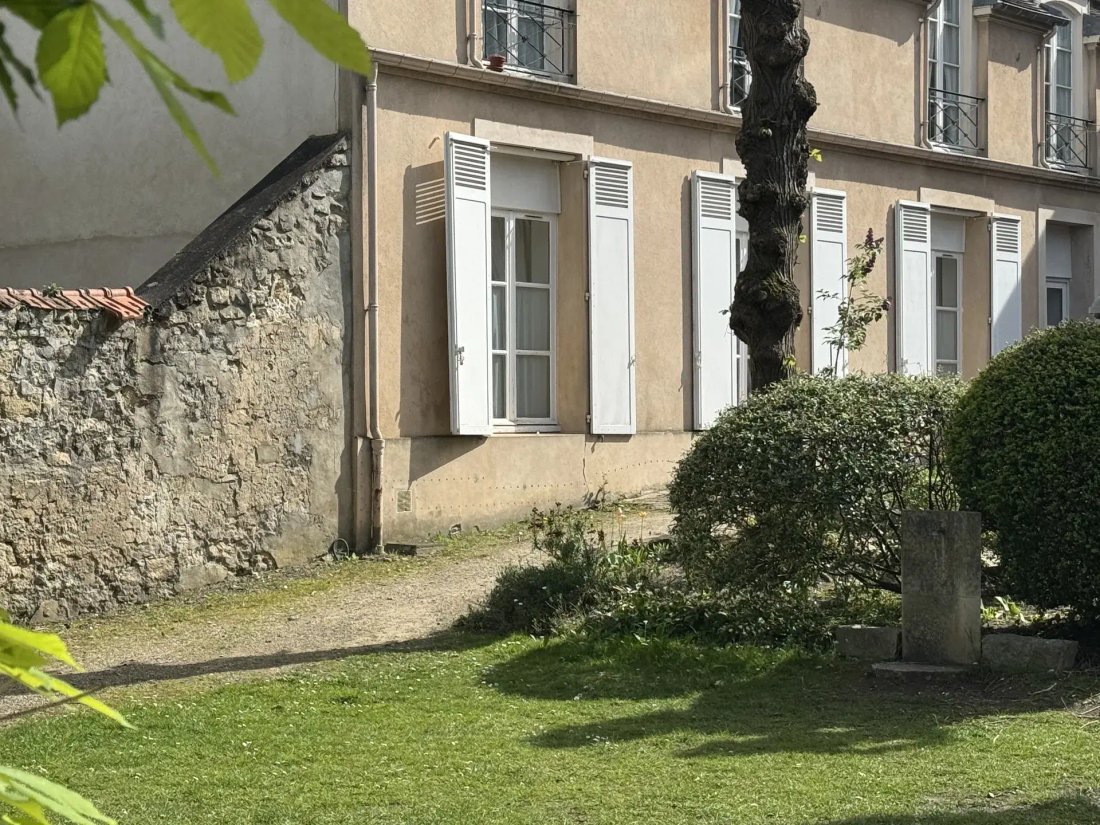 Apartment in Forêt, Saint-Germain-en-Laye, France 1 - 17748660