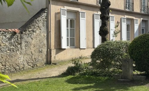 Apartment in Forêt, Saint-Germain-en-Laye, France 1