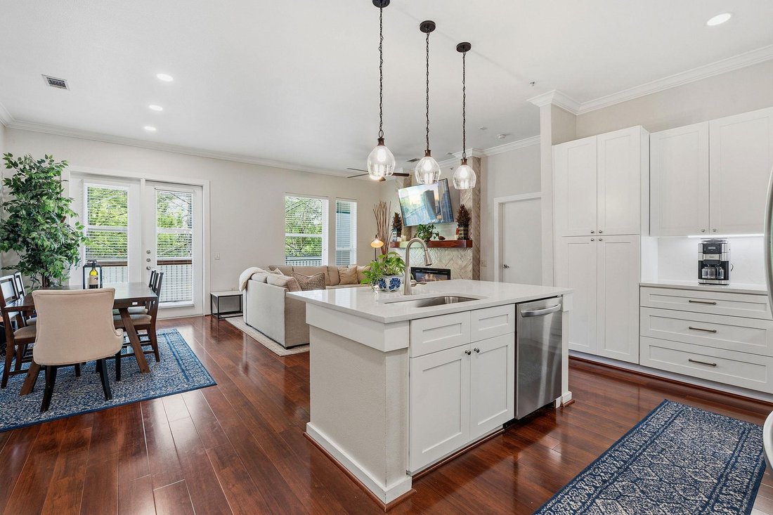 Condo in Austin, Texas, United States 1 - 17745023
