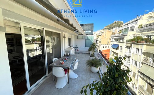 Apartment in Sunoikia Kolonakiou, 1st District of Athens, Athens 1