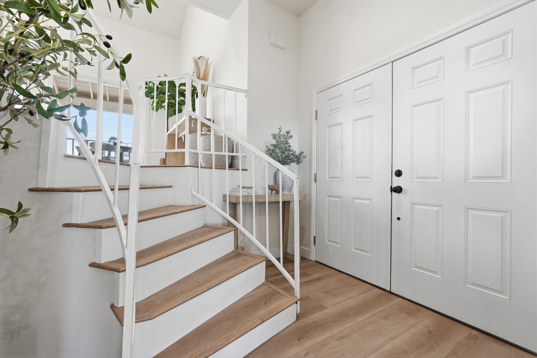 Torrance, California, United States 3 - 17742659