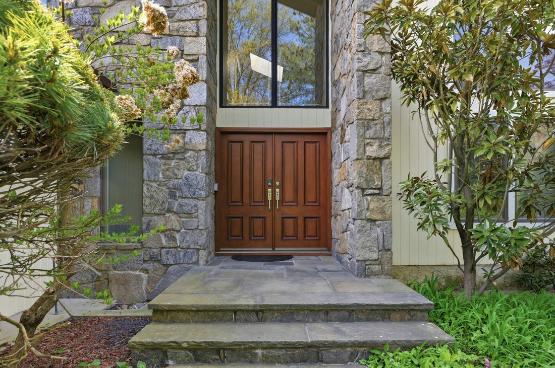House in Manhasset, New York, United States 2 - 17743352