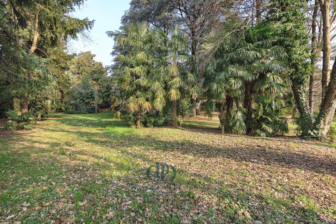 Villa in Intimiano, Lombardy, Italy 2 - 14247616