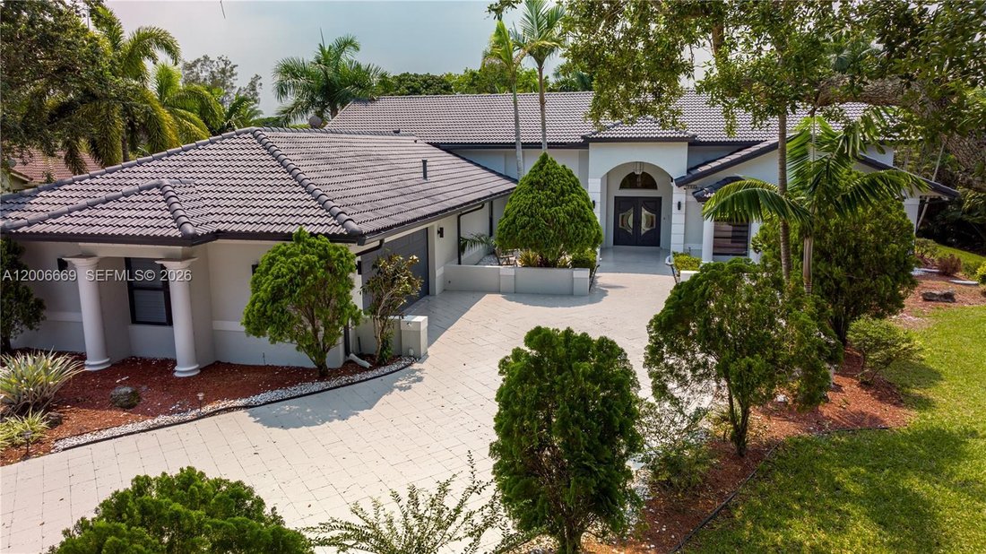 House in Plantation, Florida, United States 2 - 17747610