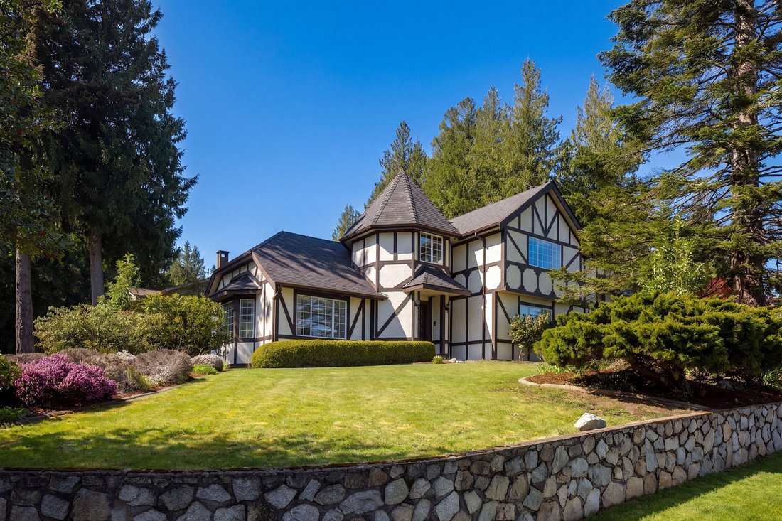 House in North Saanich, British Columbia, Canada 1 - 17746285