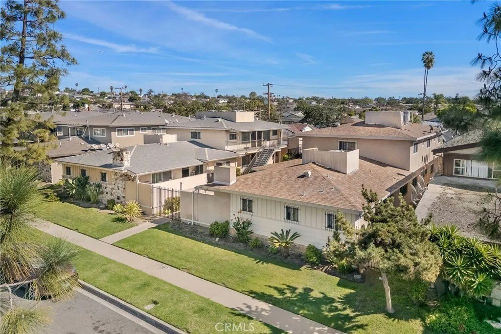 Inglewood, California, United States 3 - 17347262